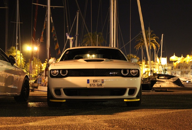 Dodge Challenger SRT Hellcat