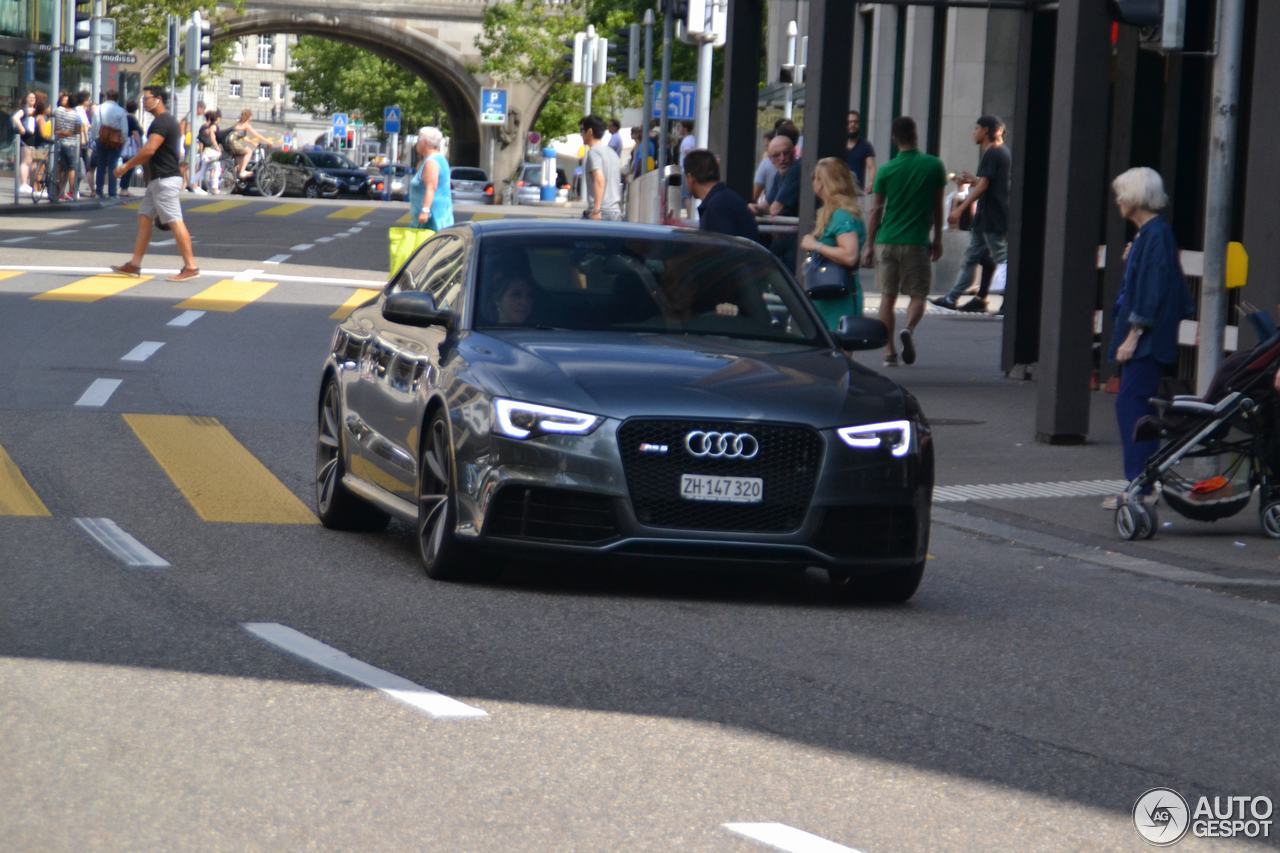 Audi RS5 B8 2012