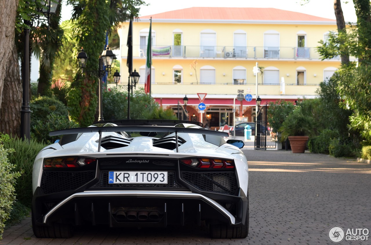 Lamborghini Aventador LP750-4 SuperVeloce Roadster