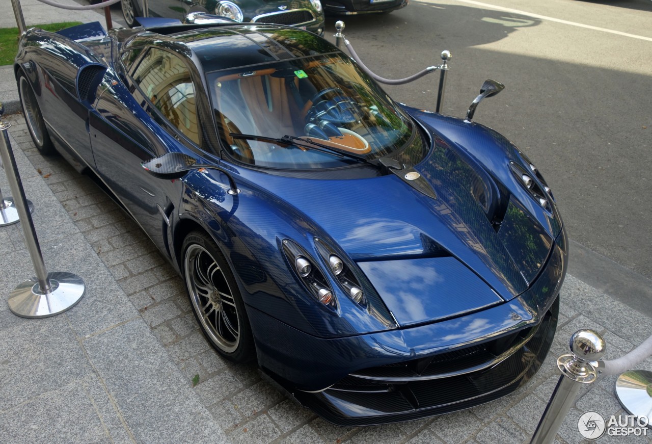 Pagani Huayra Carbon Edition