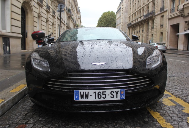 Aston Martin DB11