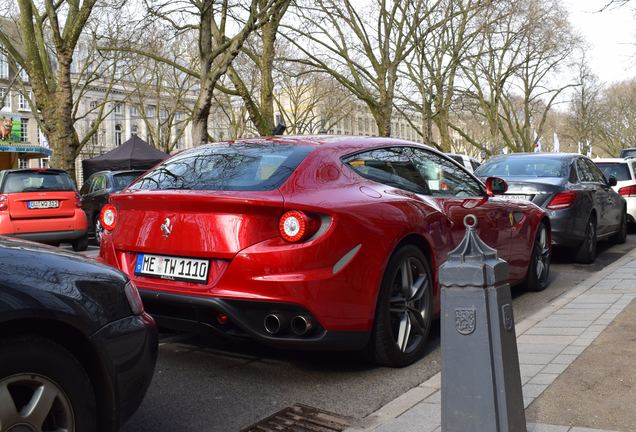 Ferrari FF