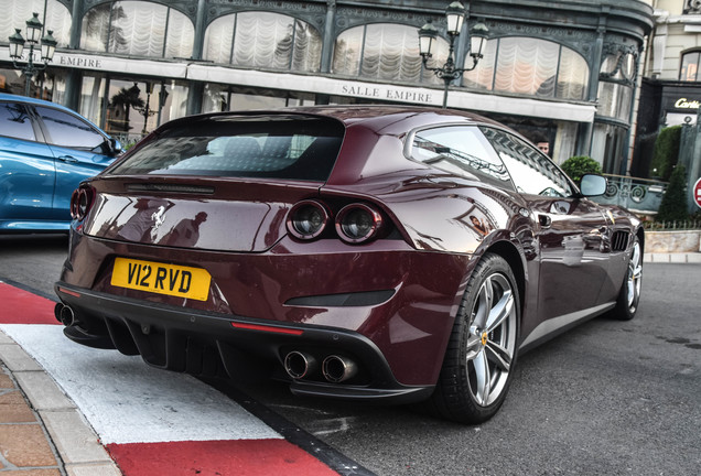 Ferrari GTC4Lusso