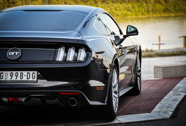 Ford Mustang GT 2015