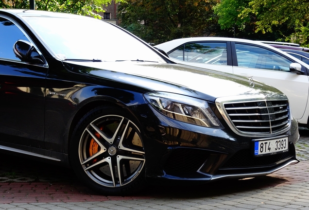 Mercedes-Benz S 63 AMG V222