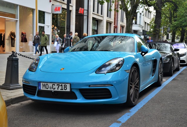 Porsche 718 Cayman S