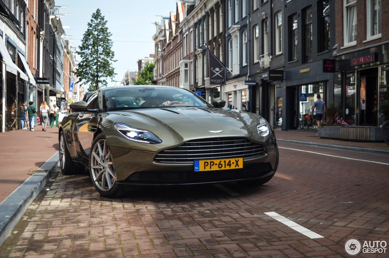 Aston Martin DB11