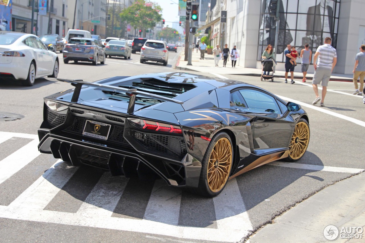 Lamborghini Aventador LP750-4 SuperVeloce