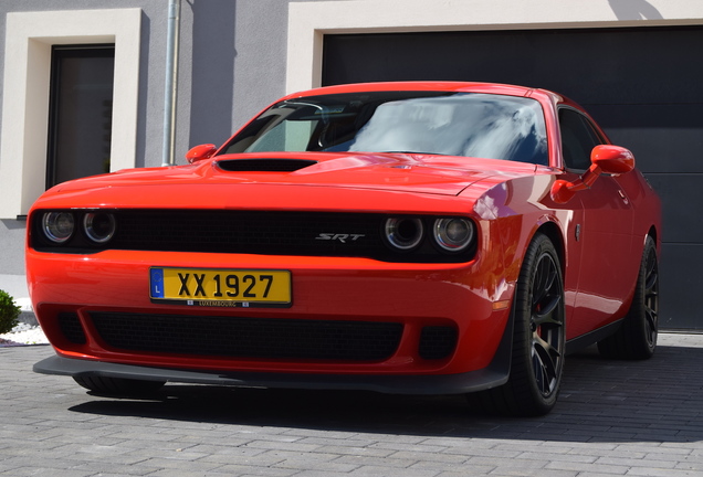 Dodge Challenger SRT Hellcat