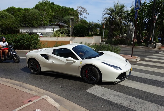 Ferrari 488 Spider