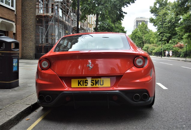 Ferrari FF