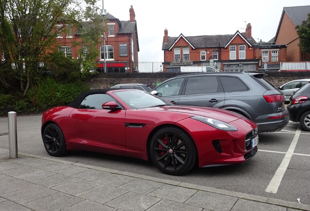 Jaguar F-TYPE S Convertible