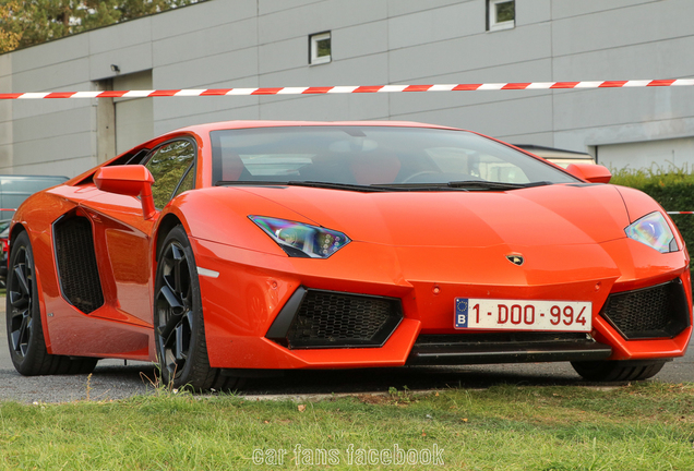 Lamborghini Aventador LP700-4