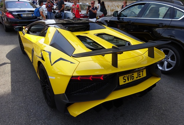 Lamborghini Aventador LP750-4 SuperVeloce Roadster