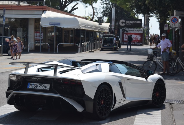 Lamborghini Aventador LP750-4 SuperVeloce Roadster