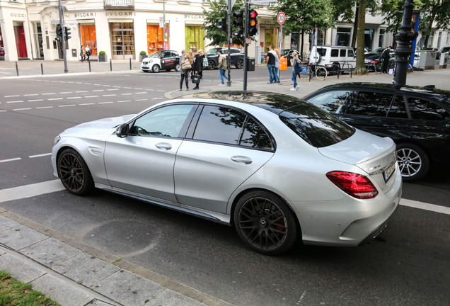 Mercedes-AMG C 63 S W205