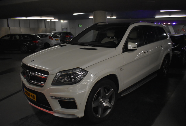 Mercedes-Benz GL 63 AMG X166