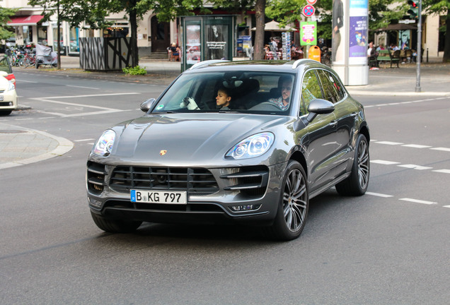 Porsche 95B Macan Turbo