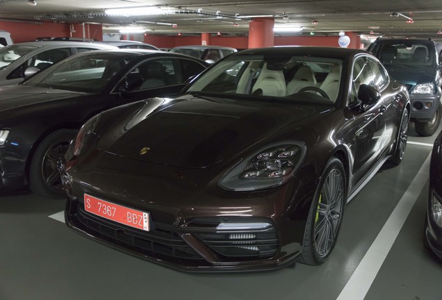 Porsche 971 Panamera Turbo S E-Hybrid