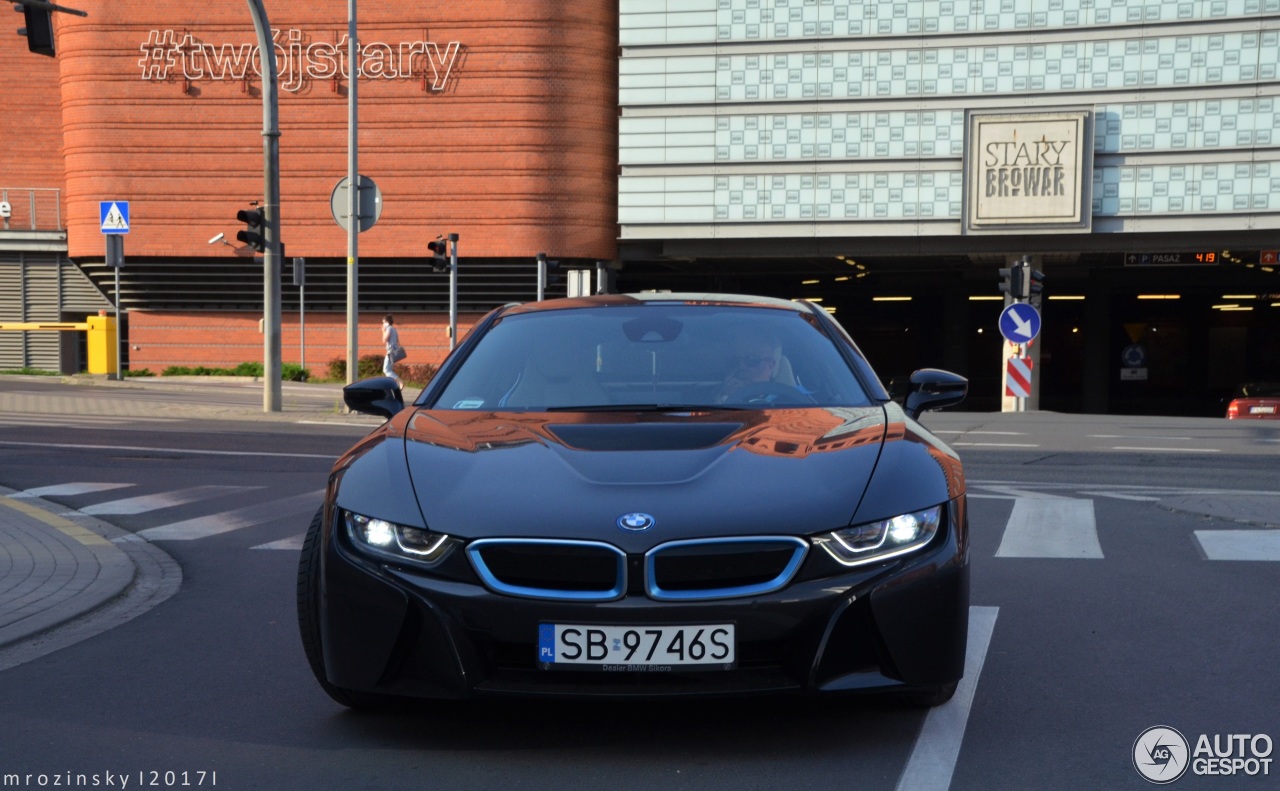 BMW i8