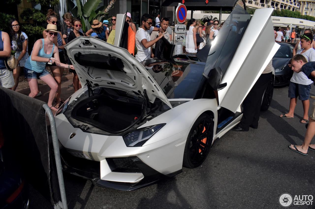 Lamborghini Aventador LP700-4 Roadster Vorsteiner Zaragoza