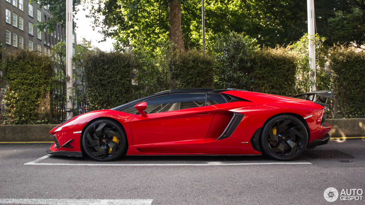 Lamborghini Mansory Aventador LP700-4 Roadster