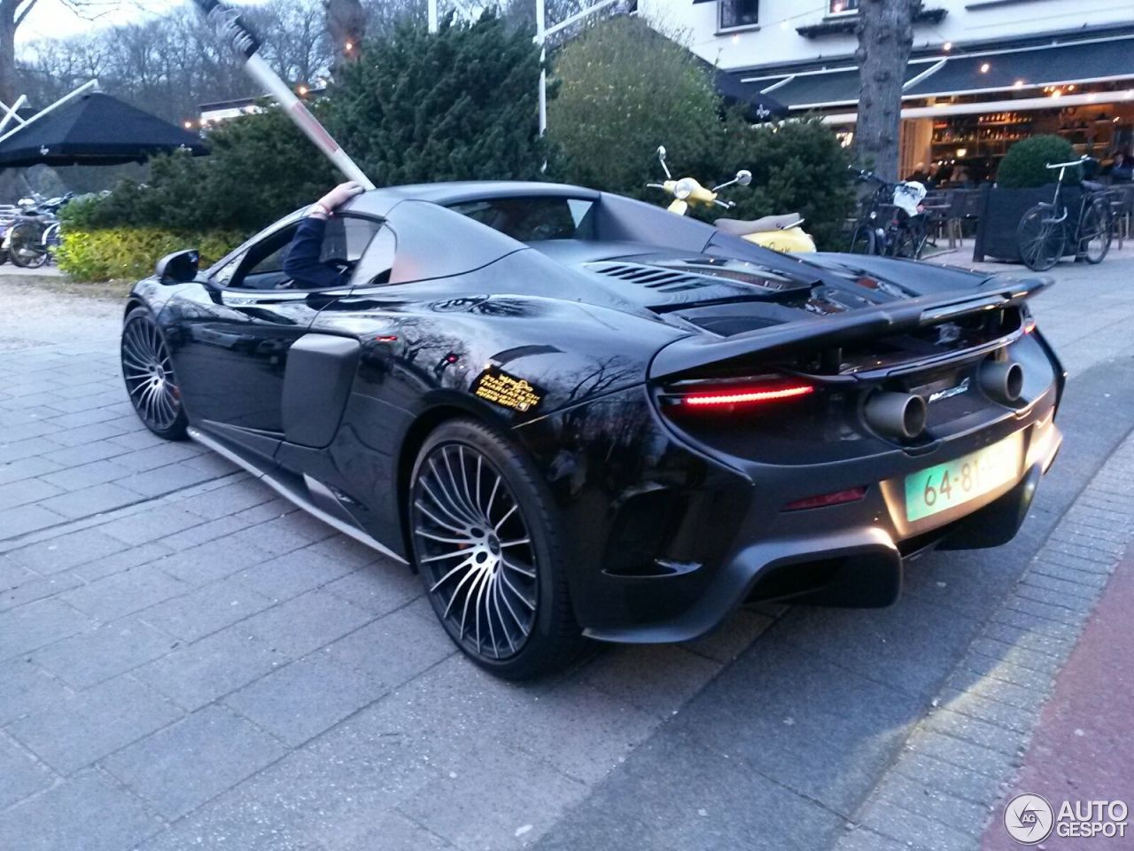 McLaren 675LT Spider