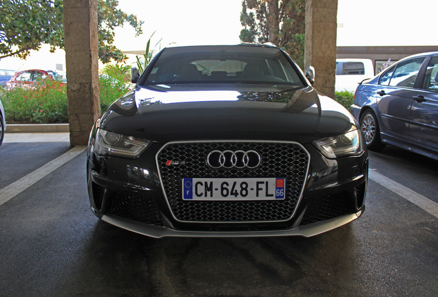 Audi RS4 Avant B8