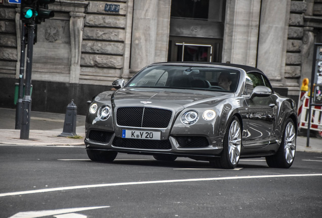 Bentley Continental GTC V8 S