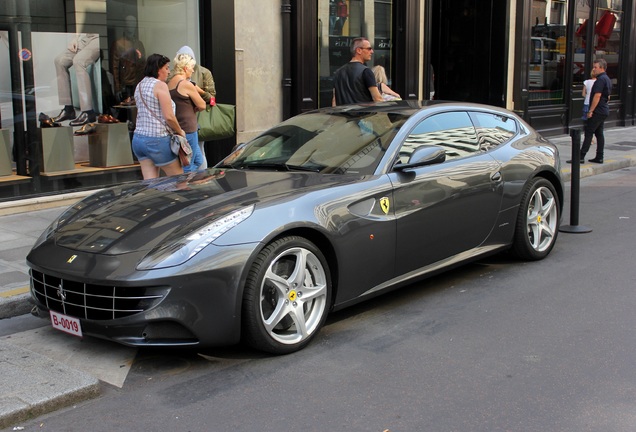 Ferrari FF