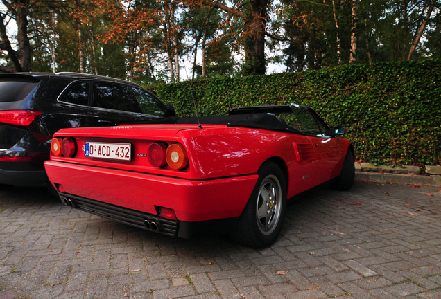 Ferrari Mondial T Cabriolet