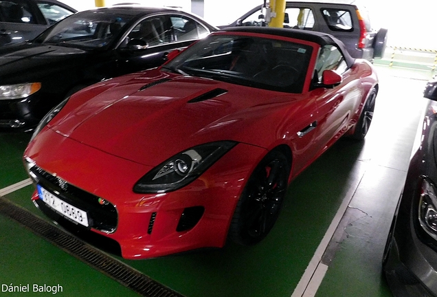 Jaguar F-TYPE S Convertible