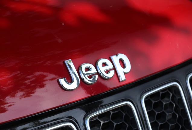 Jeep Grand Cherokee SRT 2013