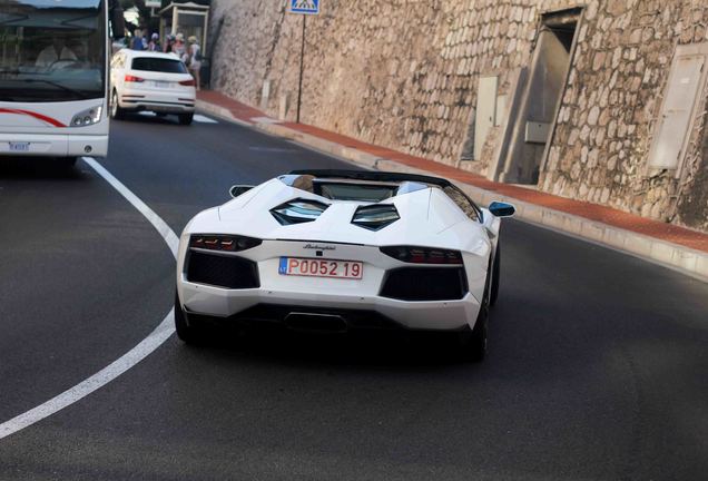 Lamborghini Aventador LP700-4 Roadster