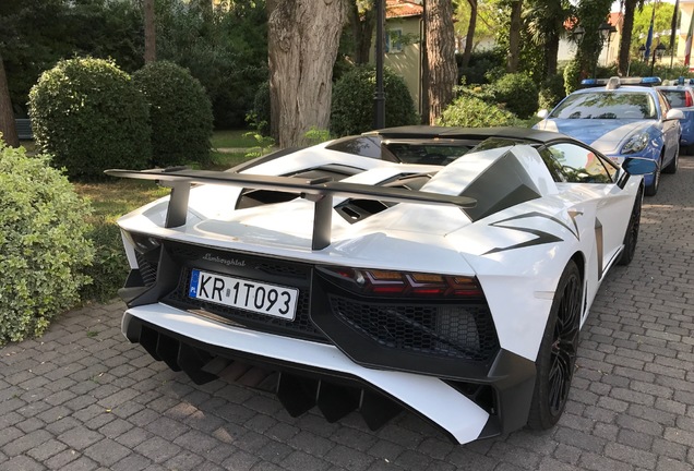 Lamborghini Aventador LP750-4 SuperVeloce Roadster