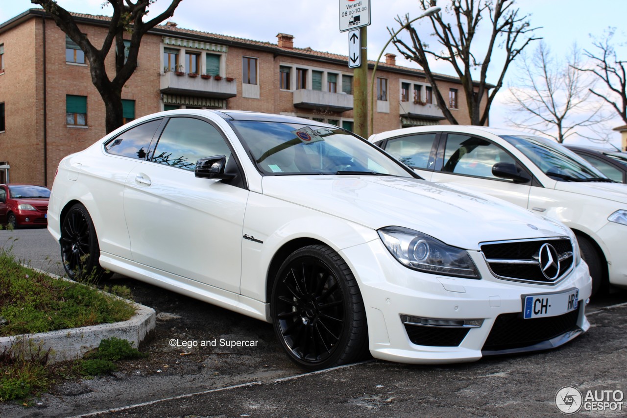 Mercedes-Benz C 63 AMG Coupé