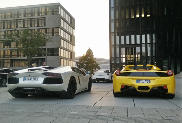 Lamborghini Aventador LP700-4 Roadster