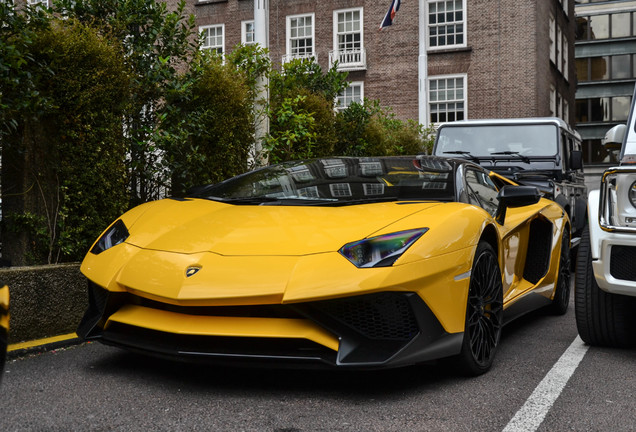 Lamborghini Aventador LP750-4 SuperVeloce Roadster