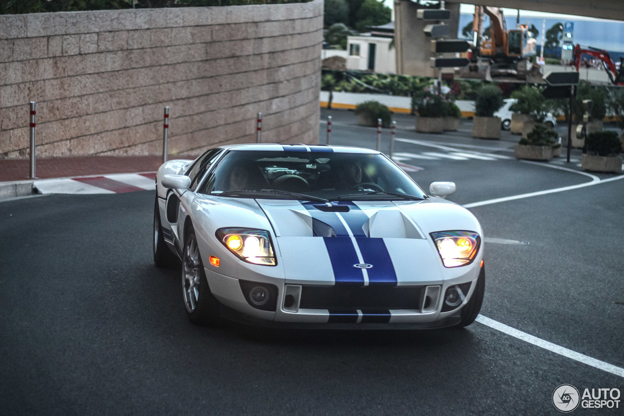 Ford GT