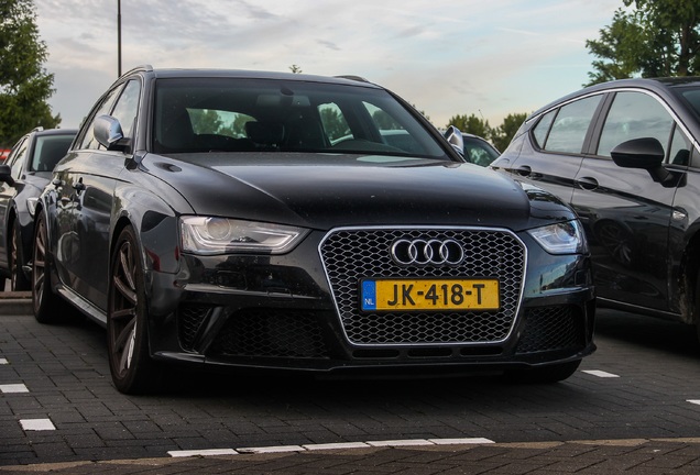 Audi RS4 Avant B8