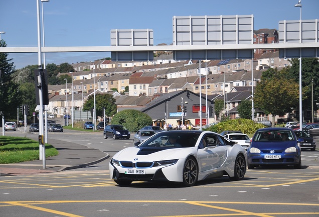 BMW i8