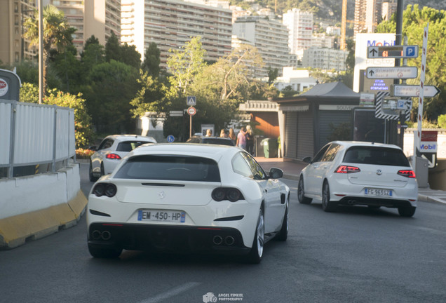 Ferrari GTC4Lusso