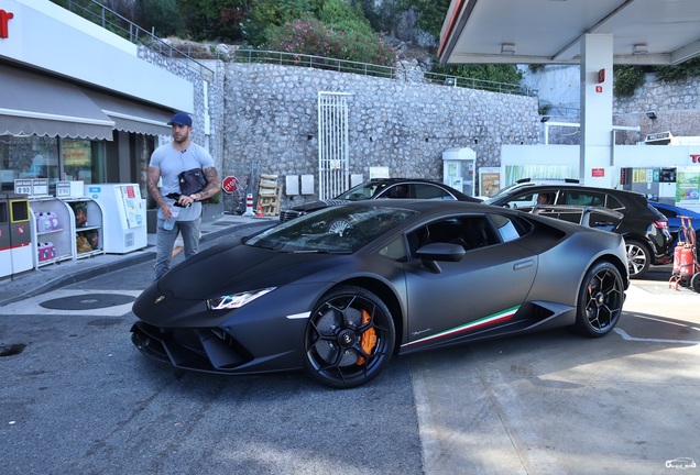 Lamborghini Huracán LP640-4 Performante