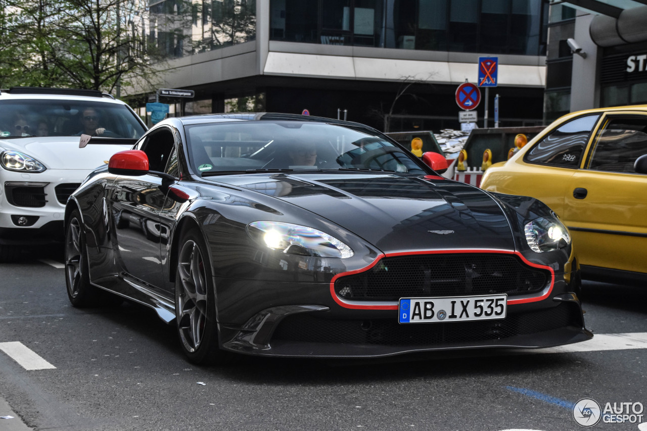 Aston Martin Vantage GT8