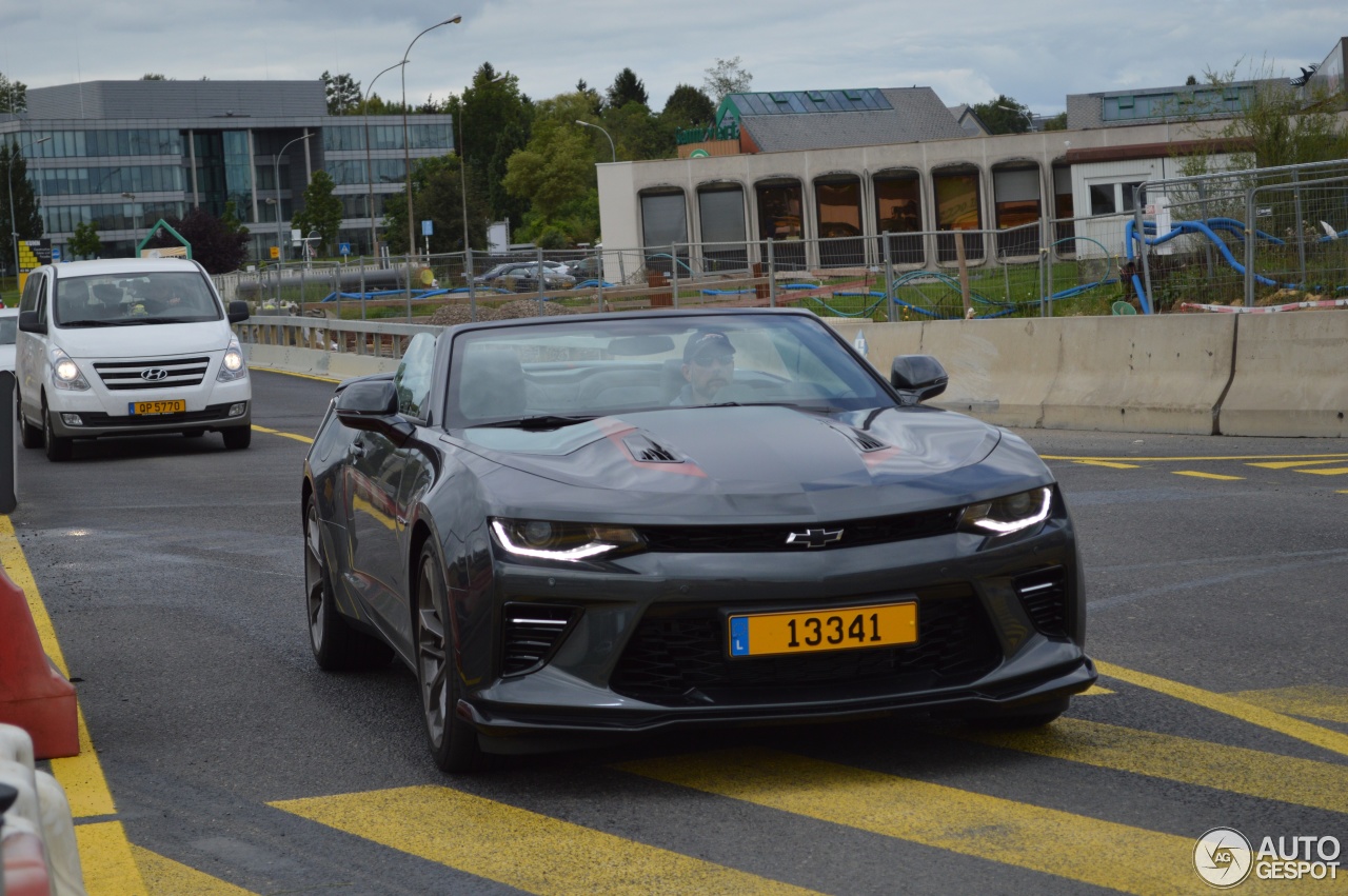 Chevrolet Camaro SS Convertible 2016 50th Anniversary