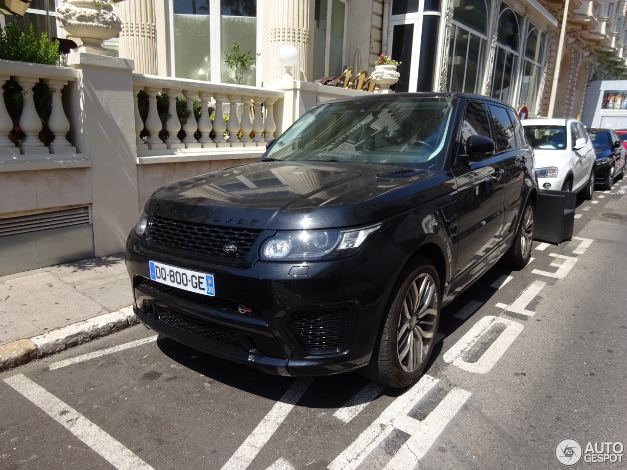 Land Rover Range Rover Sport SVR