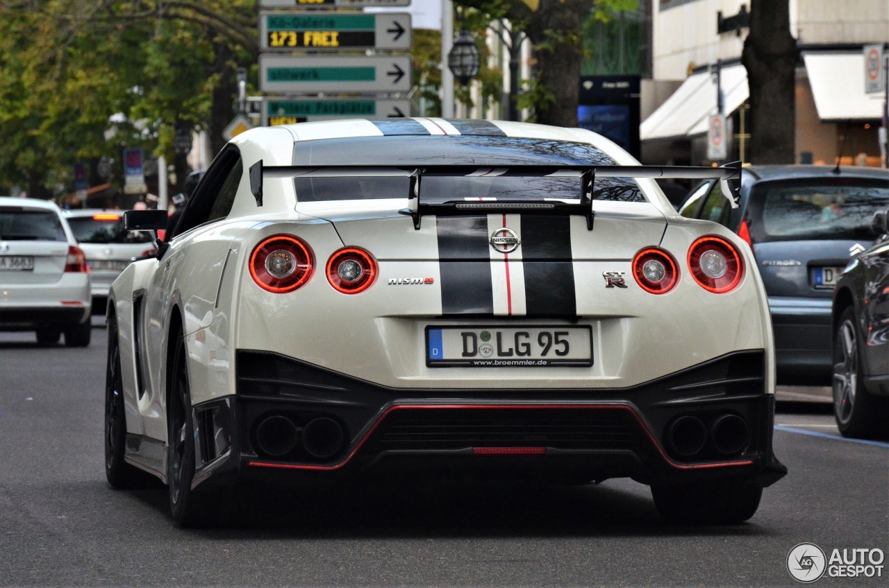 Nissan GT-R 2011 Nismo