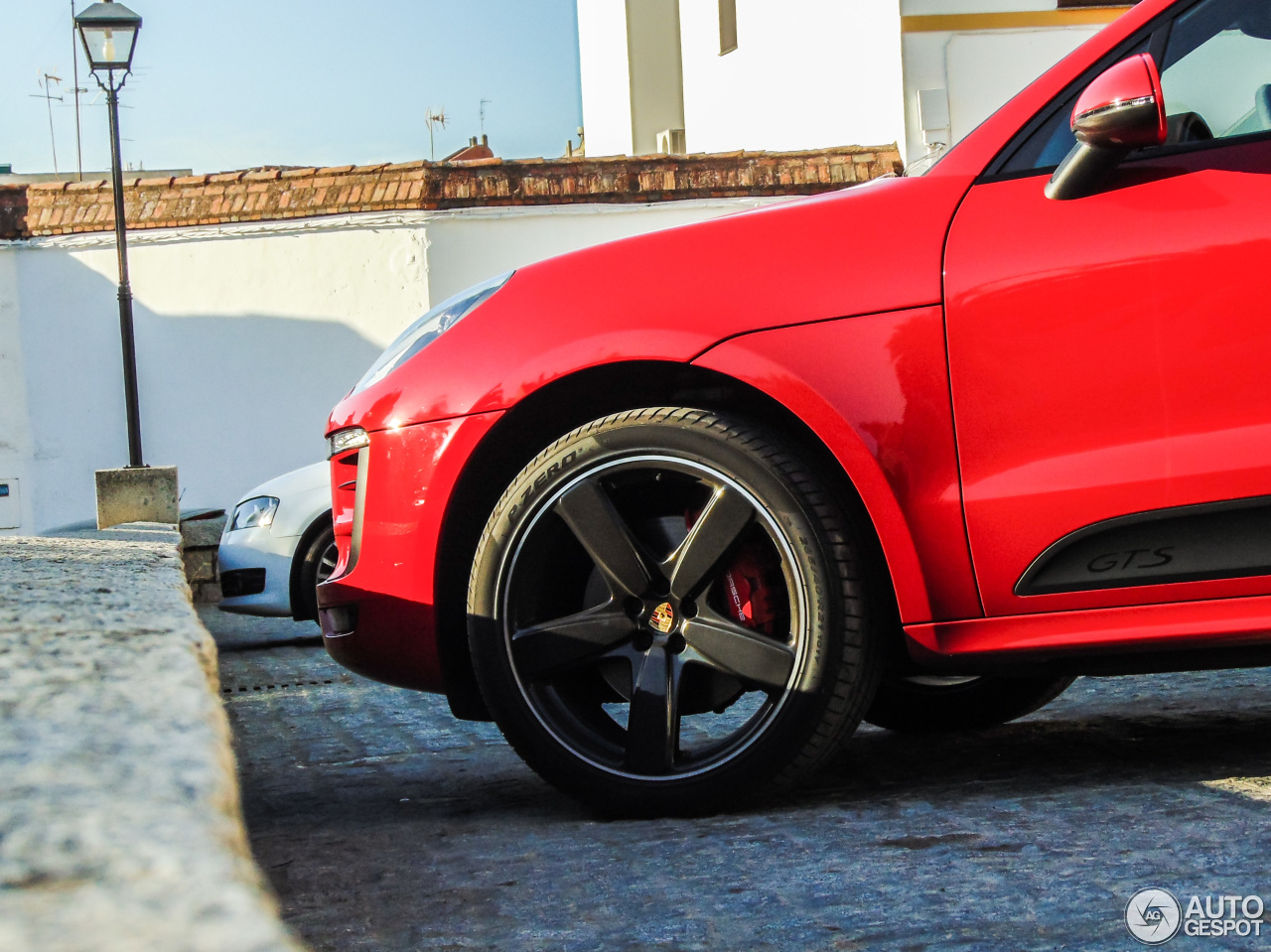 Porsche 95B Macan GTS