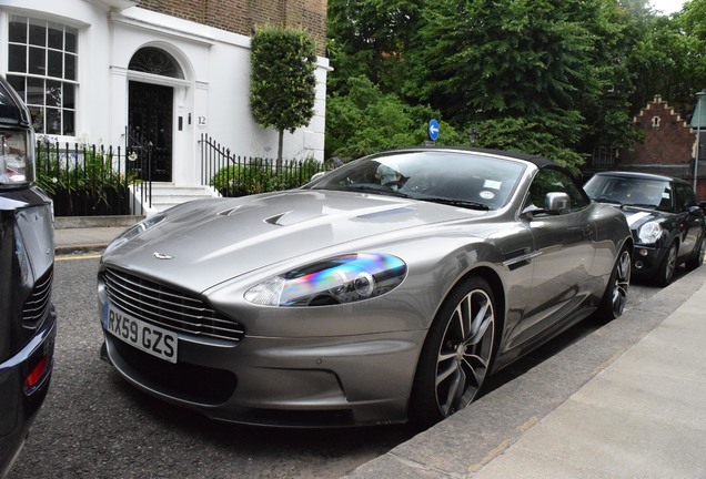 Aston Martin DBS Volante