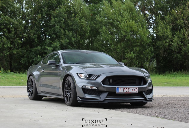 Ford Mustang Shelby GT350 2015